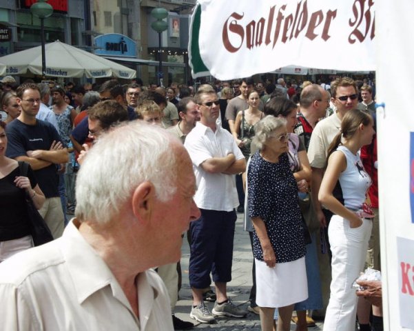 Thüringer Rostbratwurstverkauf 2003