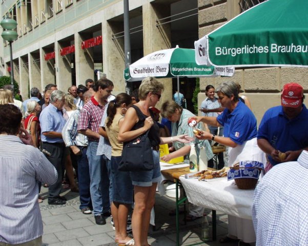 Thüringer Rostbratwurstverkauf 2003