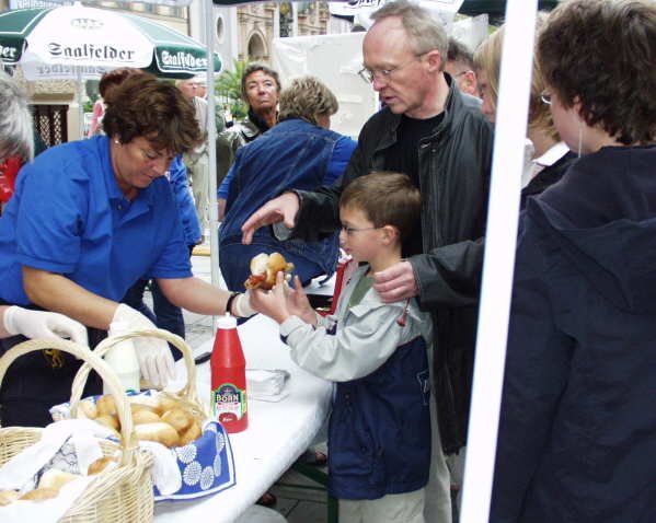 Thüringer Rostbratwurstverkauf 2004