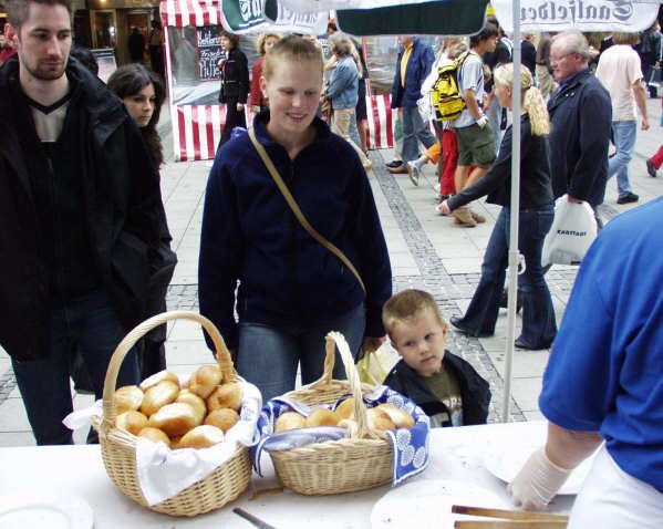 Thüringer Rostbratwurstverkauf 2004