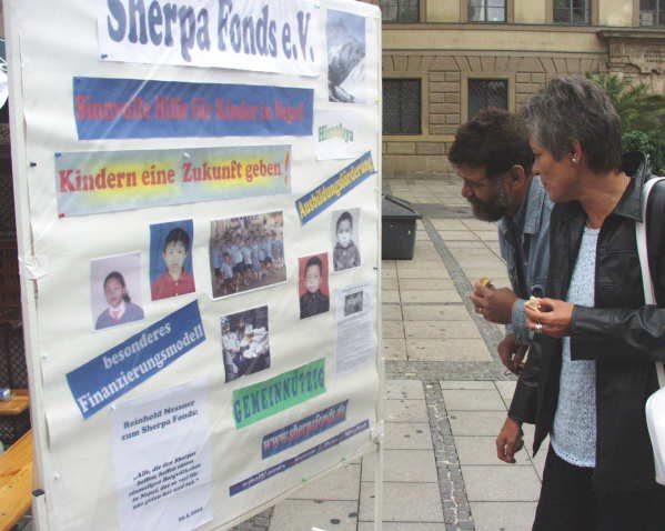 Thüringer Rostbratwurstverkauf 2004