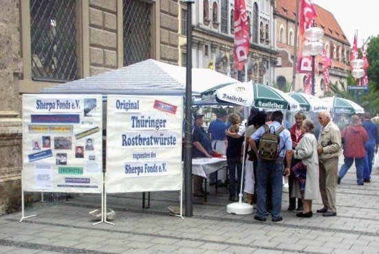 Thüringer Rostbratwurstverkauf 2005