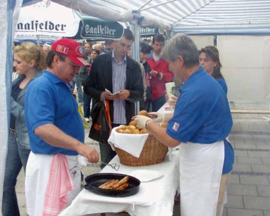 Thüringer Rostbratwurstverkauf 2005