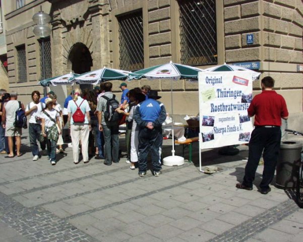 Thüringer Rostbratwurstverkauf 2006